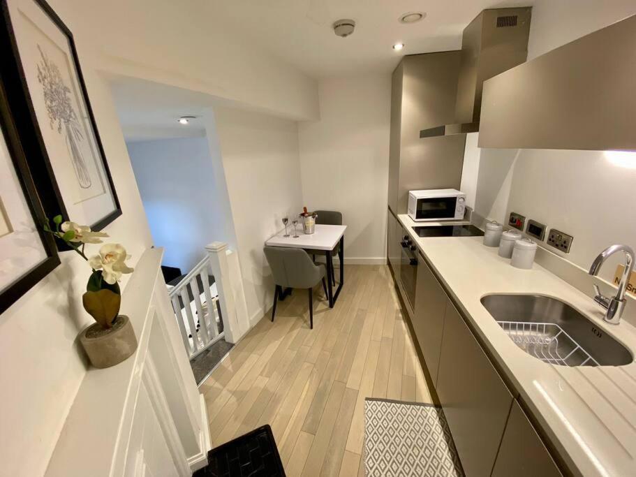 Victoria Street Apartment Sleeps 2 Liverpool Exterior photo